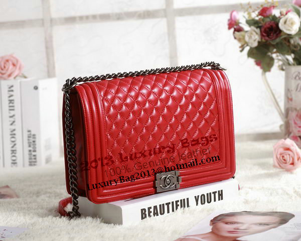 Chanel Boy Flap Shoulder Bag in Original Leather A67087 Red