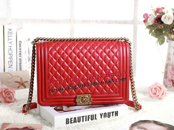 Chanel Boy Flap Shoulder Bag in Red Original Leather Gold