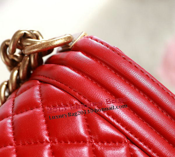 Chanel Boy Flap Shoulder Bag in Red Original Leather Gold