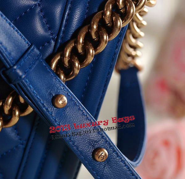 Chanel Boy Flap Shoulder Bag in RoyalBlue Original Leather Gold