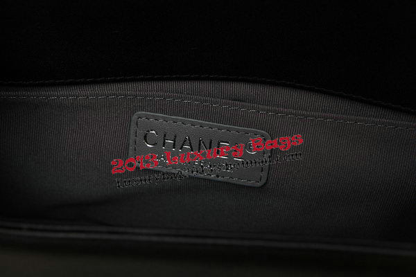 Boy Chanel Flap Bag Calfskin Chevron Quilting A67086 Black