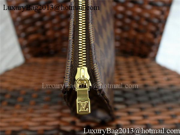 Louis Vuitton Monogram Canvas TOILETRY POUCH 26 M47542