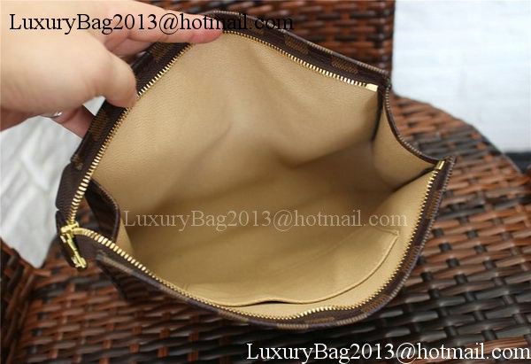 Louis Vuitton Monogram Canvas TOILETRY POUCH 26 M47542