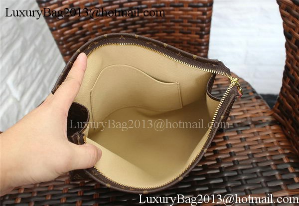 Louis Vuitton Monogram Canvas TOILETRY POUCH 26 M47542