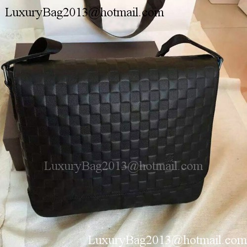 Louis Vuitton Damier Infini Leather District MM N41284 Onyx