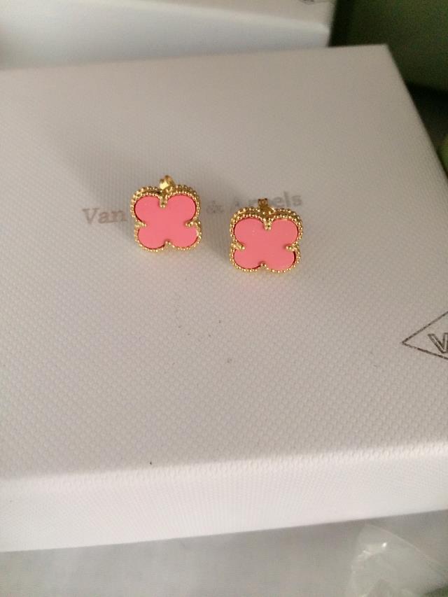 Van Cleef & Arpels Earrings VCA1214014