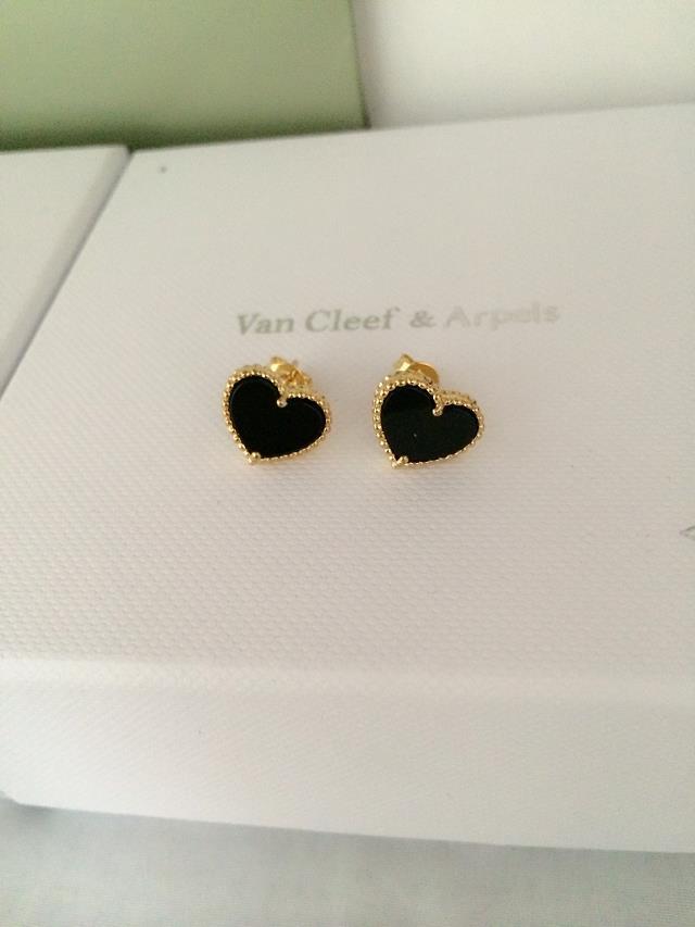 Van Cleef & Arpels Earrings VCA1214022