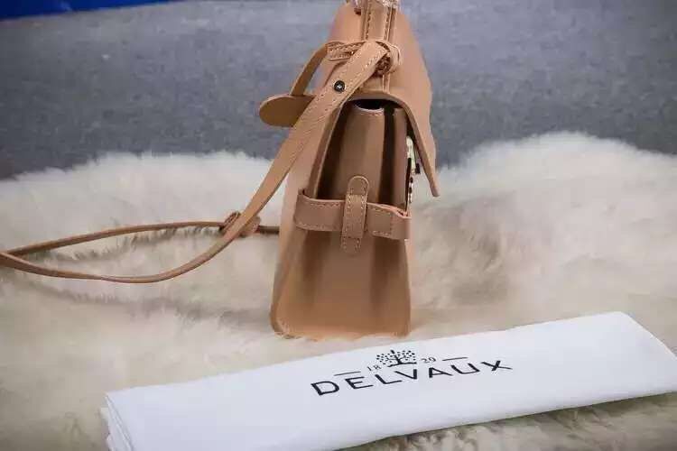 Delvaux tempete Mini D3222 Apricot