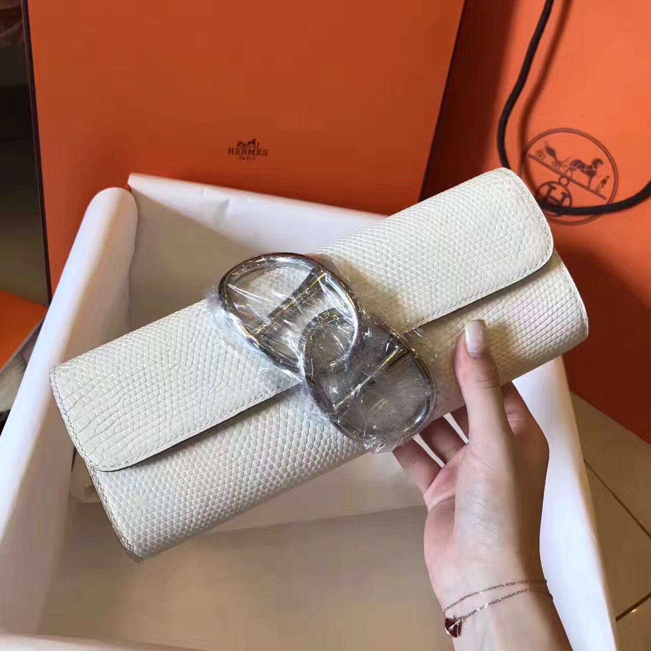 Hermes Original Lizard Leather Cluth Bag 17726 Offwhite