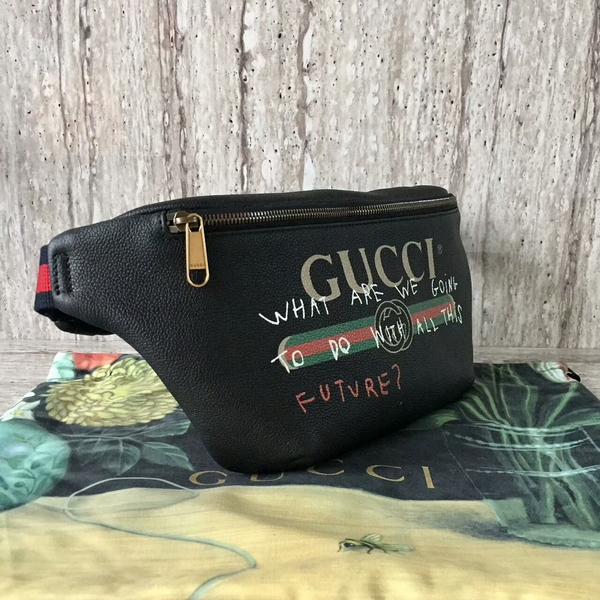 Gucci Calfskin Leather Pocket 493869 Black