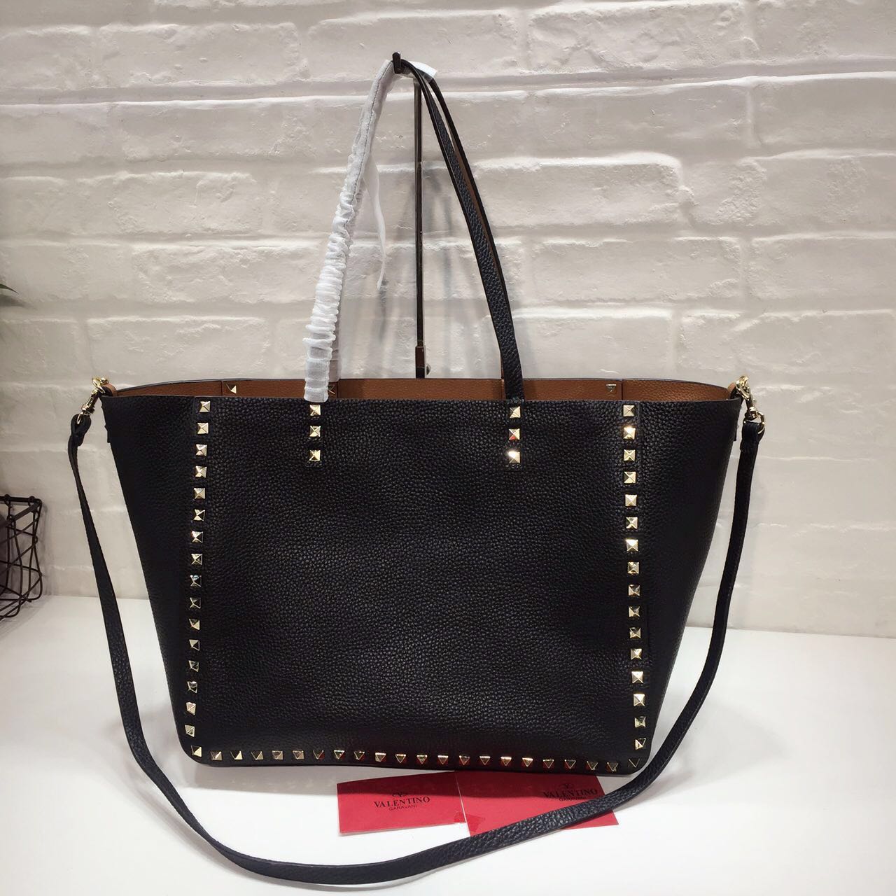 Valentino Tote Bag Original Leather 76355