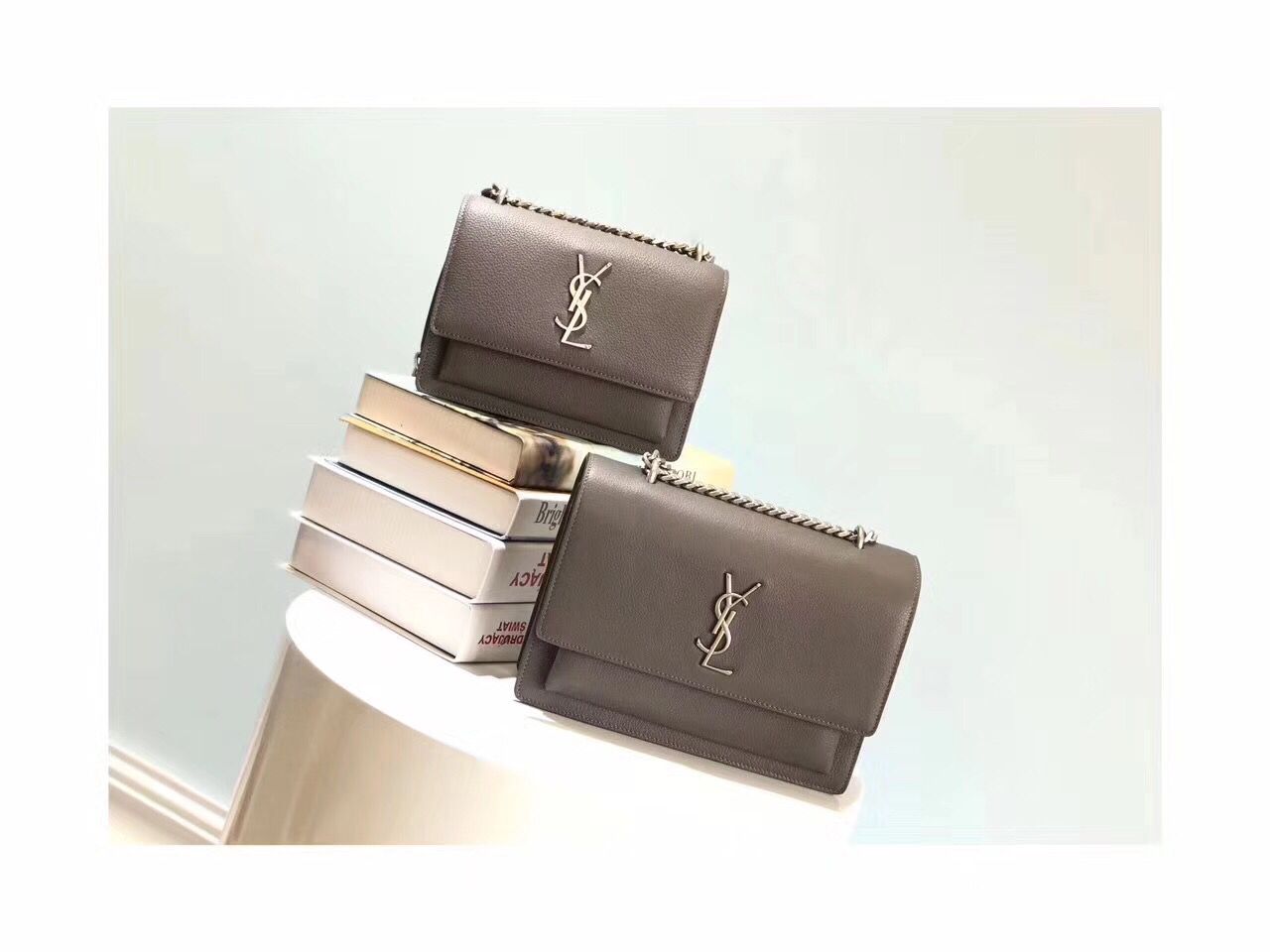 Yves Saint Laurent Cross-body Original Leatehr Shoulder Bag Y8607 Grey