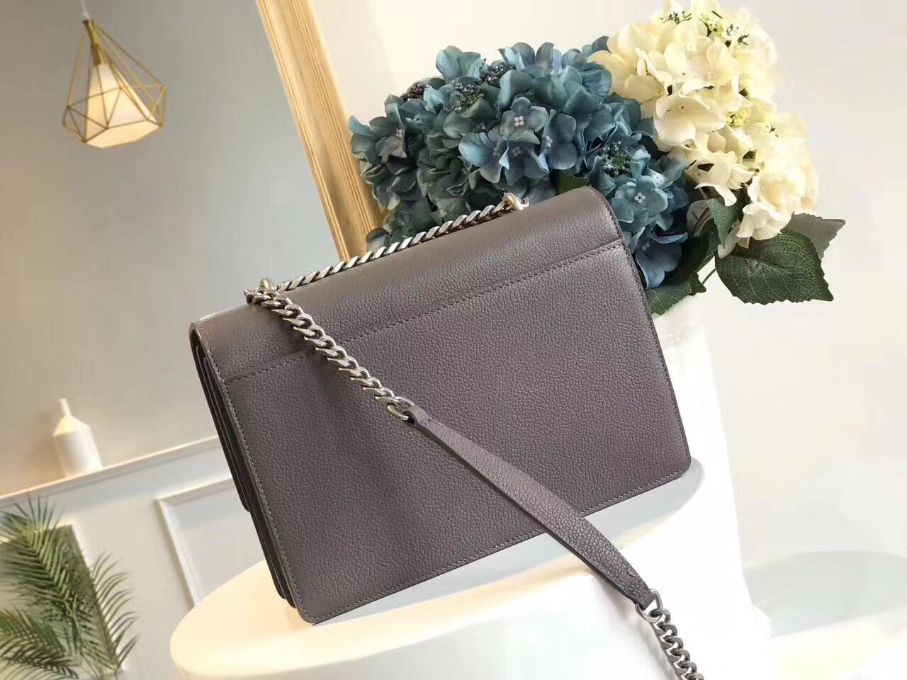 Yves Saint Laurent Cross-body Original Leatehr Shoulder Bag Y8607 Grey