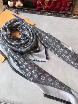 Louis Vuitton Scarf LVS9219I