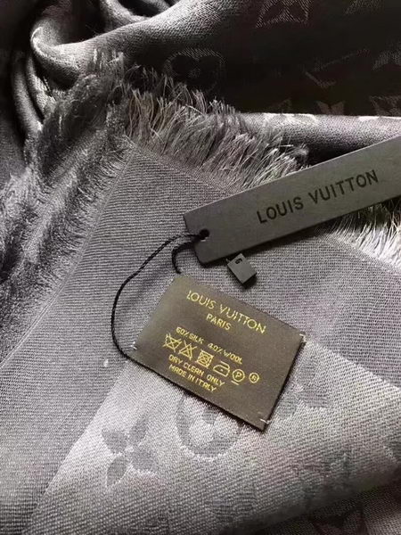 Louis Vuitton Scarf LVS9223E