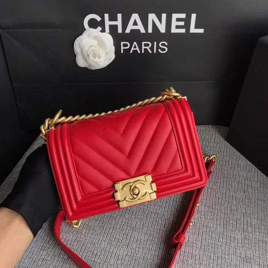 Chanel Le Boy Flap Shoulder Bag Original Calf leather A67085 Bright red Gold Buckle