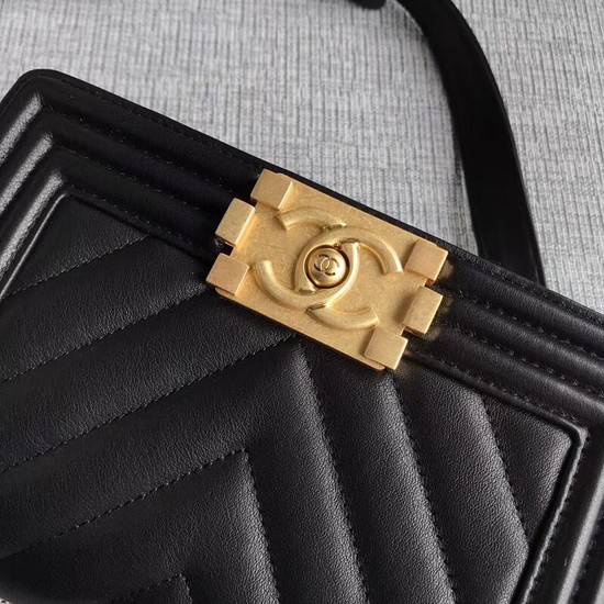 Chanel Le Boy Flap Shoulder Bag Original Calf leather A67085 black Gold Buckle