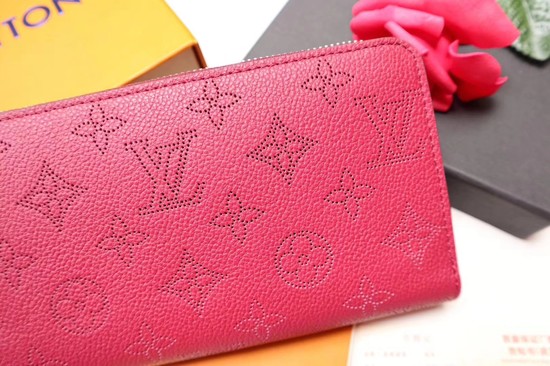 Louis vuitton original Mahina Leather wallet 61867 red