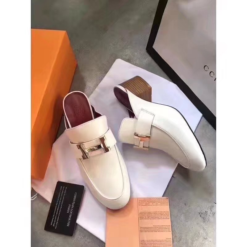 Hermes Leather Slipper HO782LD white