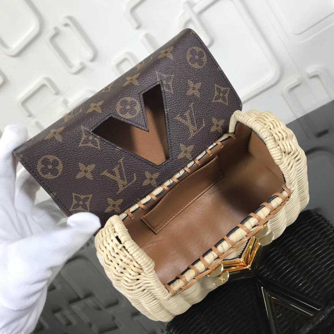 Louis vuitton original small TWIST MM M62555