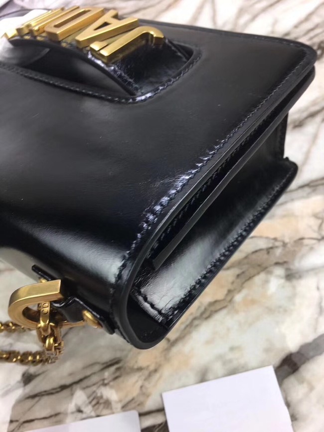 JADIOR FLAP BAG WITH CHAIN IN BLACK CALFSKIN M9000