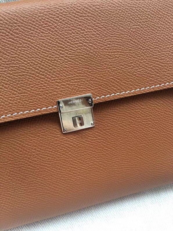 Hermes Clutch Epsom calfskin H0589 brown