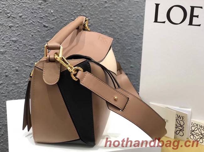 Loewe Puzzle Bag Original Leather B9124 apricot