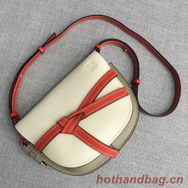 Loewe Crossbody Bags Original Leather 8088 creamy-white