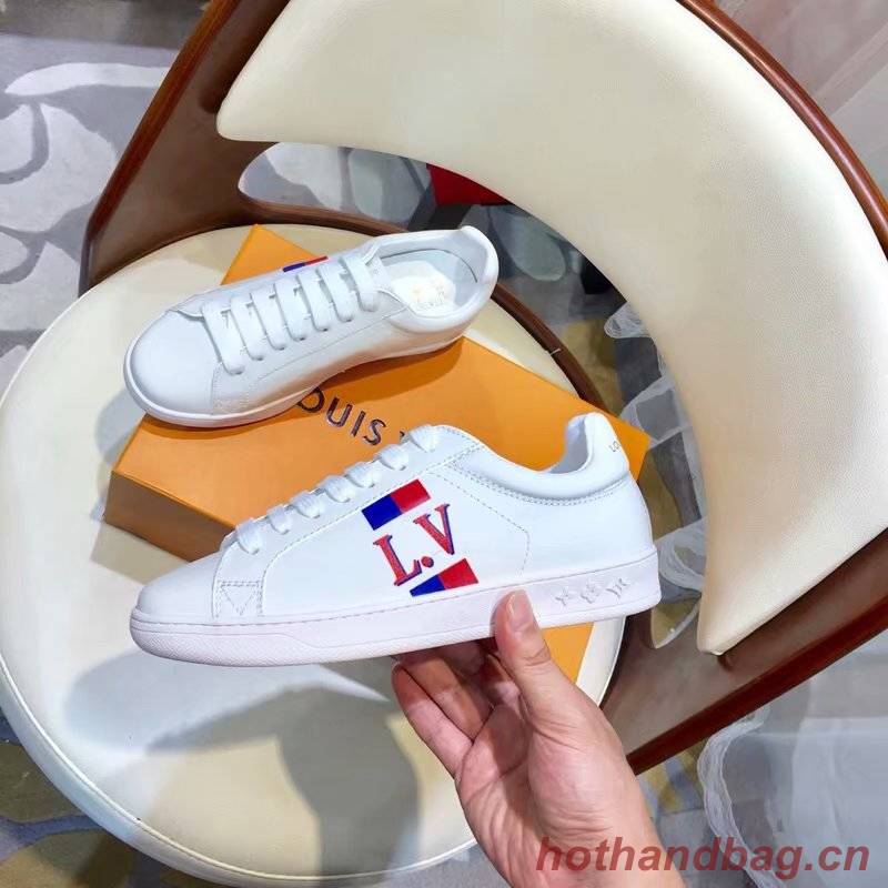 Louis Vuitton TIME OUT SNEAKER LVB915SY WHITE