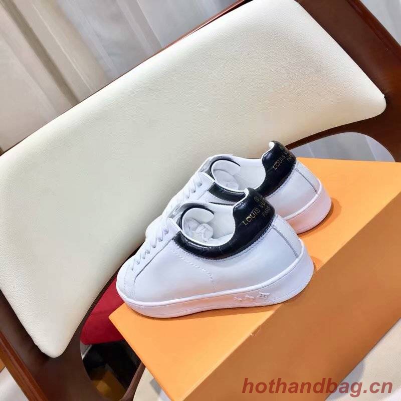 Louis Vuitton TIME OUT SNEAKER LVC915SY WHITE