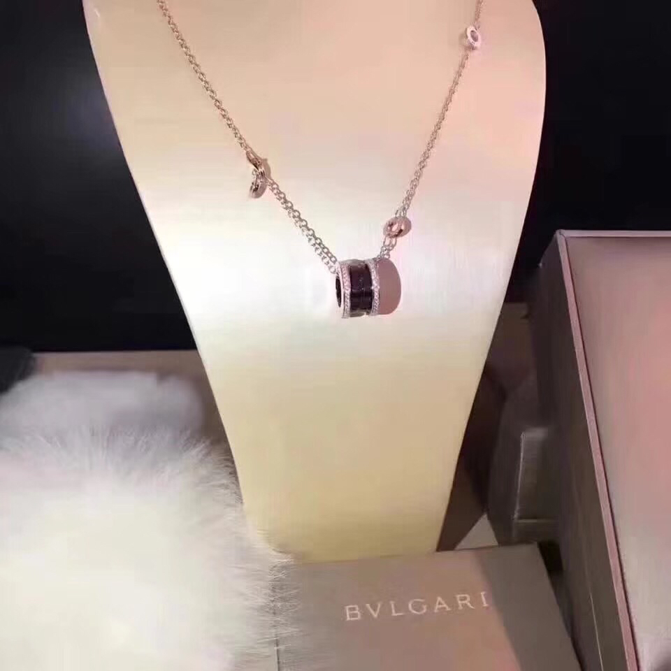 BVLGARI Necklace 18145