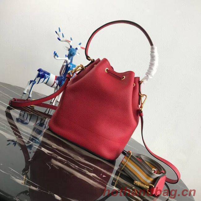 Prada Leather bucket bag 1BE018 red