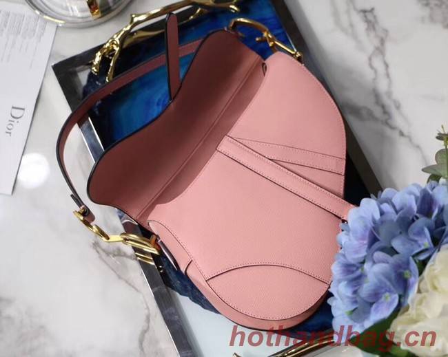 Dior SADDLE-TAS VAN KALFSLEER M0446C pink