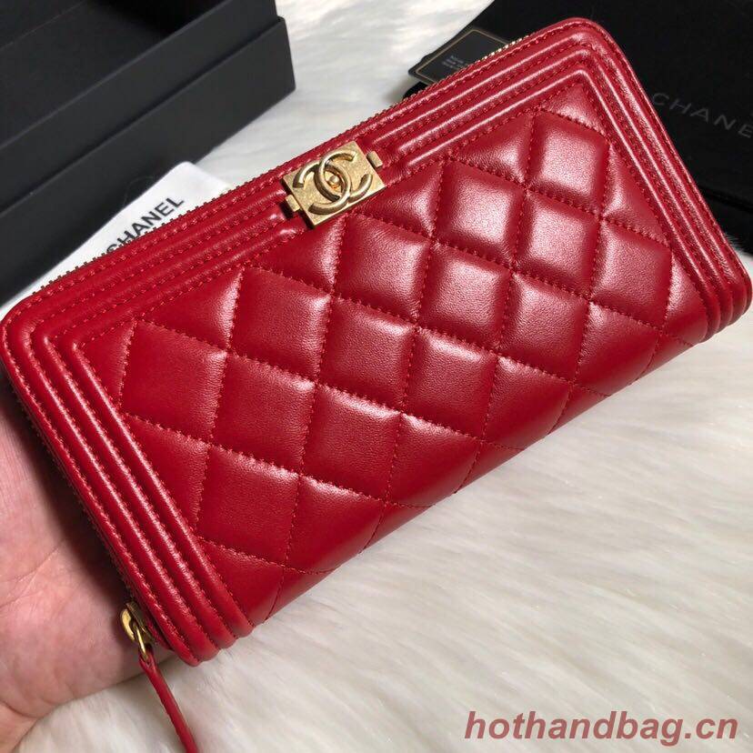 Chanel Lambskin & Gold-Tone Metal A81799 red