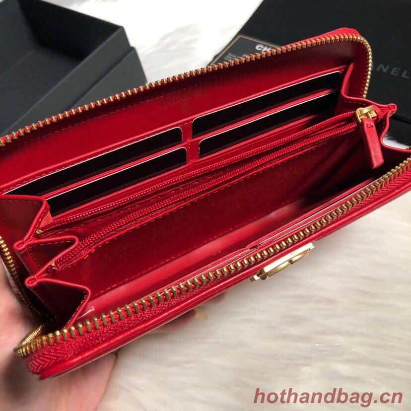 Chanel Lambskin & Gold-Tone Metal A81799 red