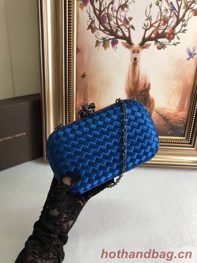 BOTTEGA VENETA Knot snakeskin-trimmed satin clutch 62548 blue