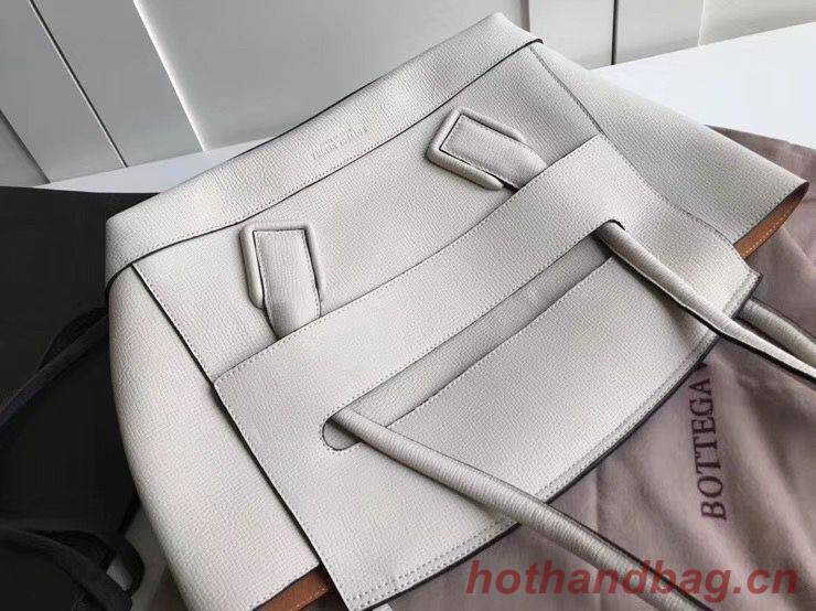 Bottega Veneta Original Leather Top Handble Bag 8430