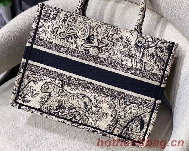 DIOR BOOK TOTE BAG IN EMBROIDERED CANVAS C1287