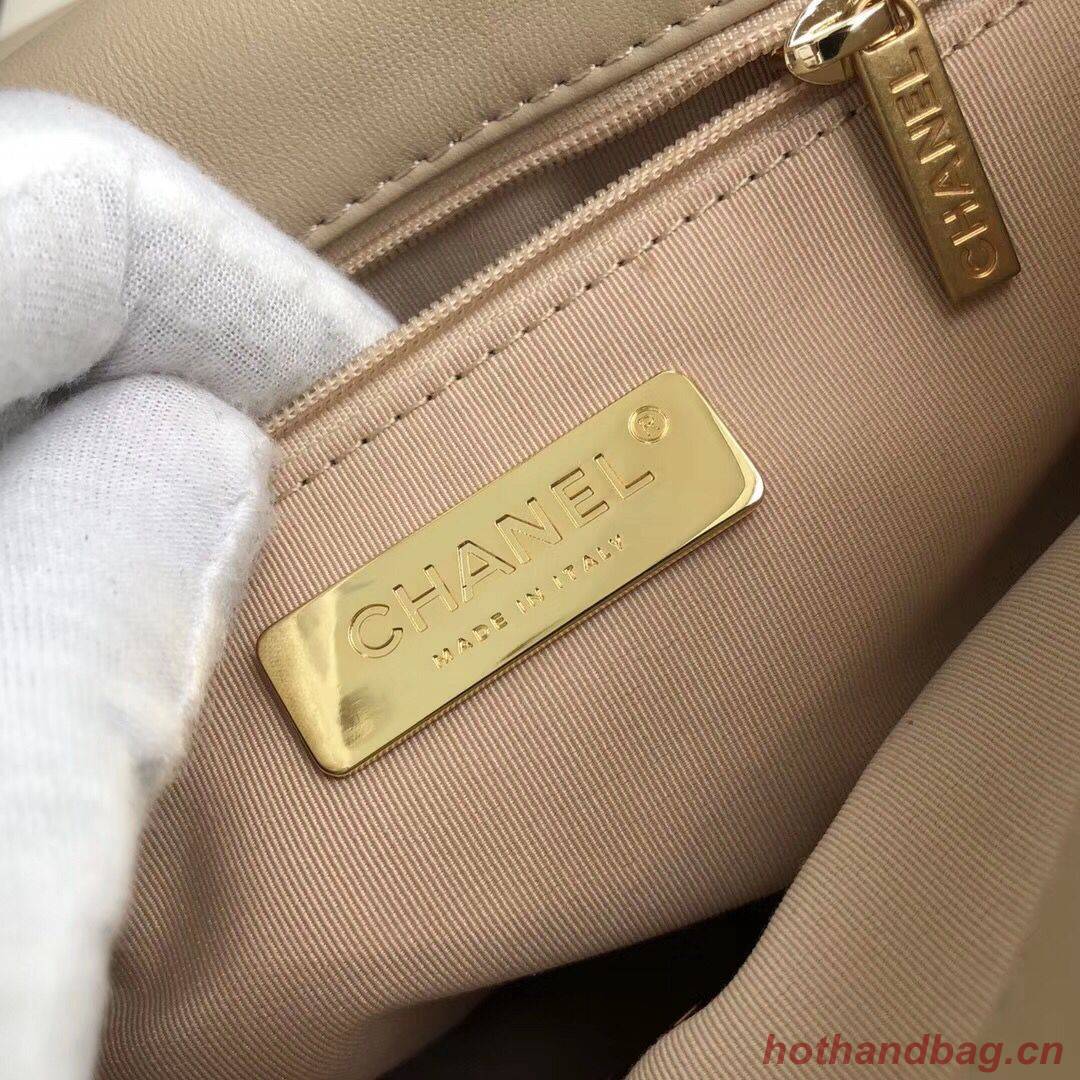 Chanel 19 flap bag AS1160 Cream