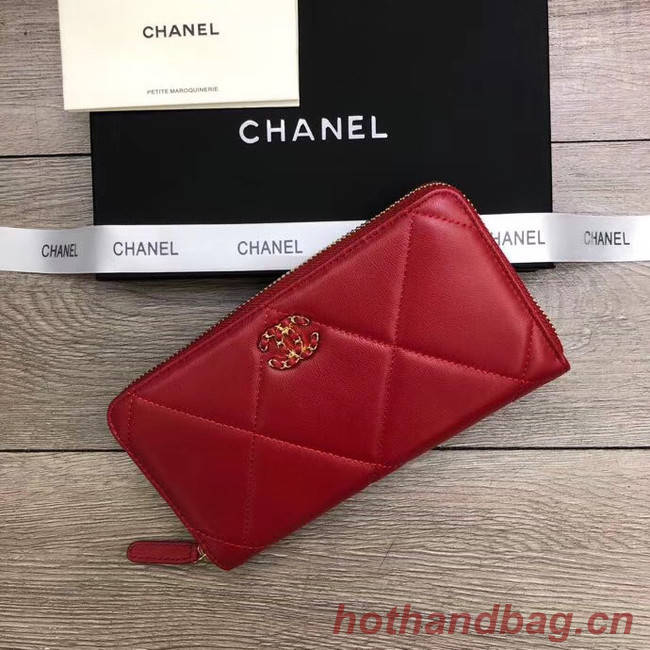 Chanel sheepskin & Gold-Tone Metal Wallet A6870 red