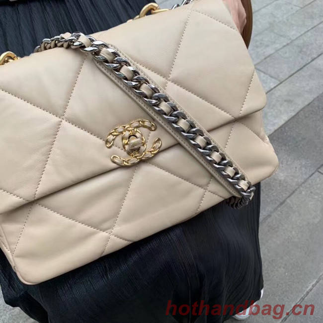 Chanel 19 flap bag AS1161 Cream