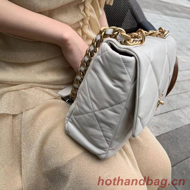 Chanel 19 flap bag AS1161 white