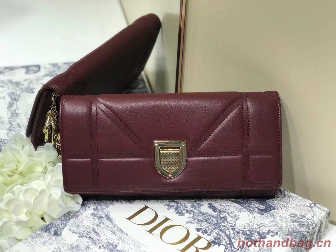 DIOR CLUTCH gold-tone metal C1040A Bordeaux