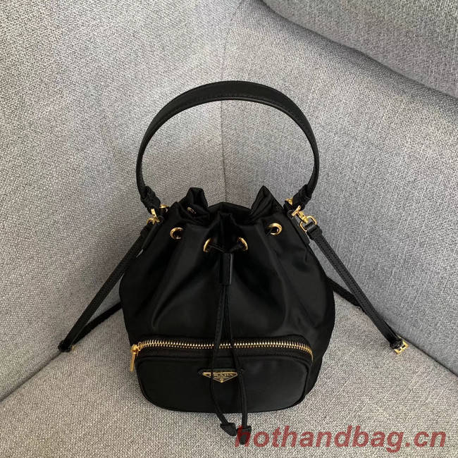 Prada Re-Edition nylon Tote bag 81166 black