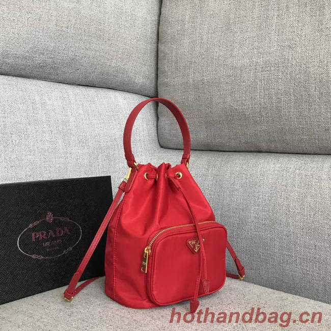 Prada Re-Edition nylon Tote bag 81166 red