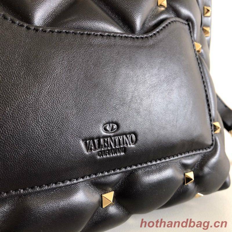 VALENTINO Candy Rockstud quilted leather shoulder bag 6020 black&white