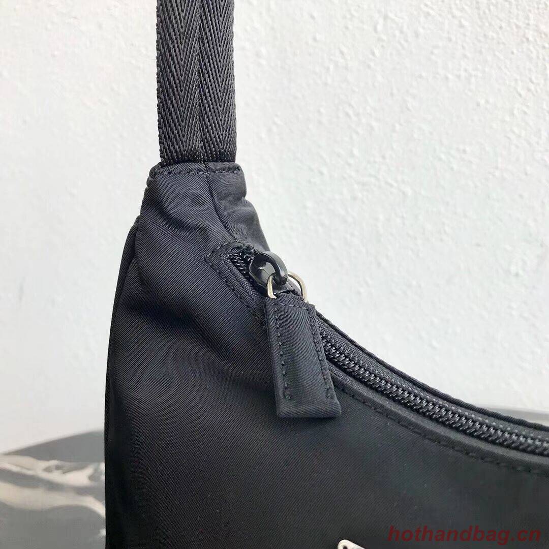 Prada Re-Edition nylon Tote bag MV519 black