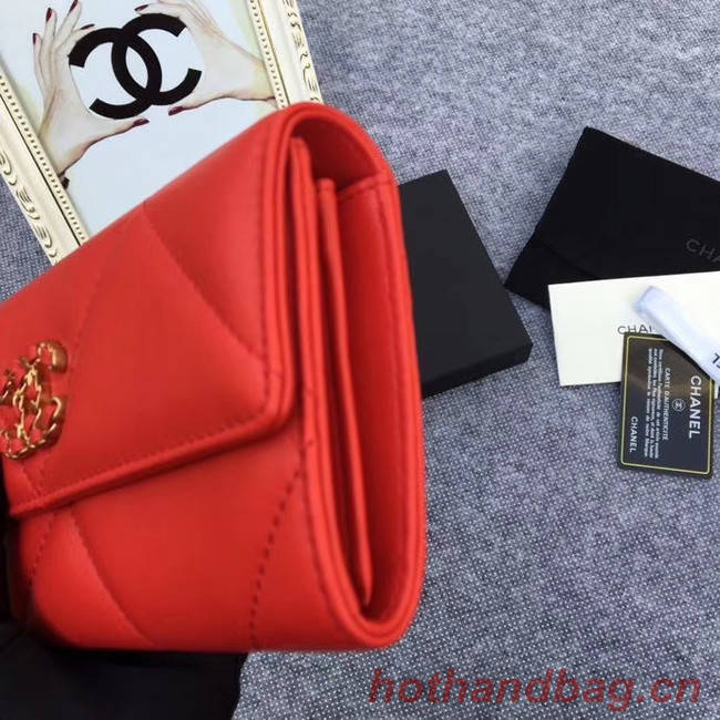 Chanel sheepskin & Gold-Tone Metal Wallet AP0955 red