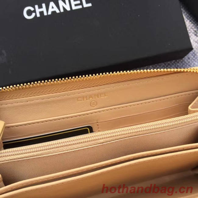 CHANEL 19 sheepskin & Gold-Tone Metal Wallet AP1063 apricot