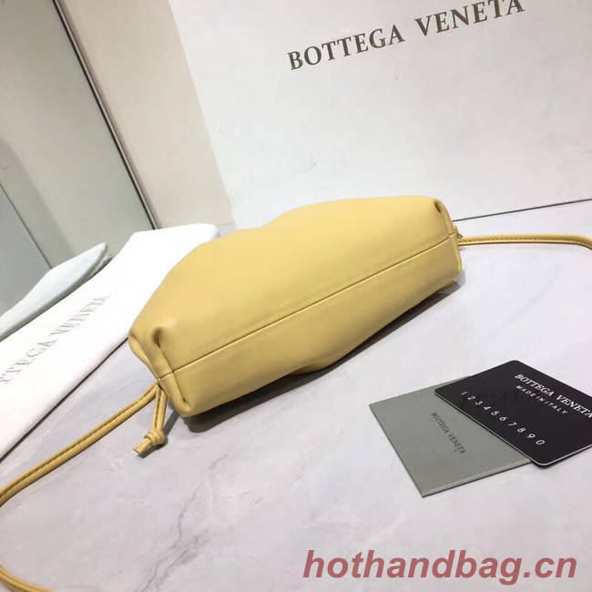 Bottega Veneta Nappa lambskin soft Shoulder Bag  98057 light yellow